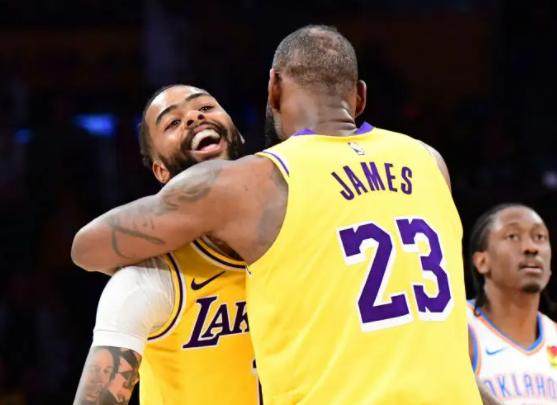 14战10胜！湖人三叉戟再逞威：拉塞尔终成詹眉绝配